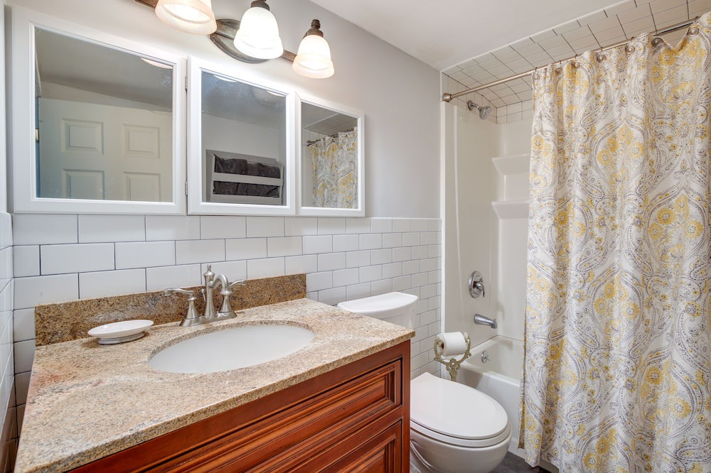 Photo of Bathroom in Cold Spring