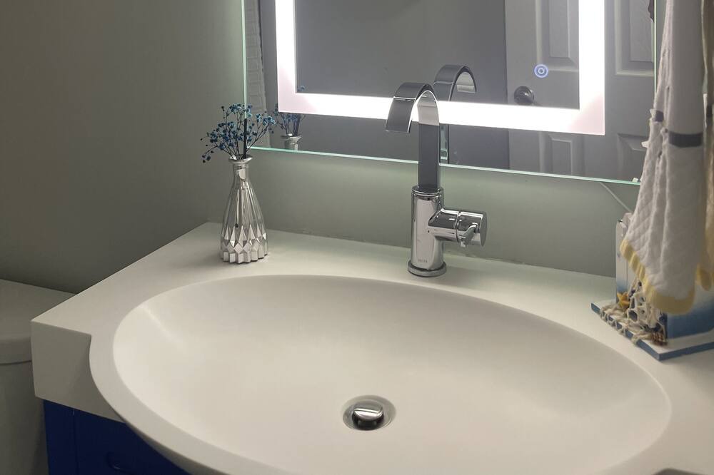 Photo of Bathroom in Pembroke Pines