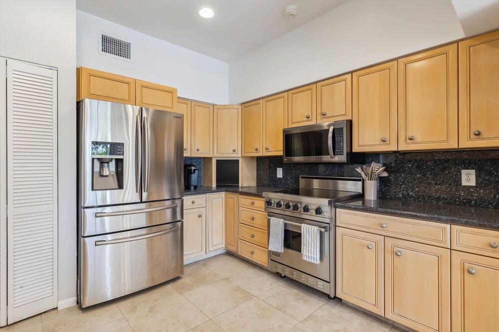 Photo of Kitchen in Lighthouse Point