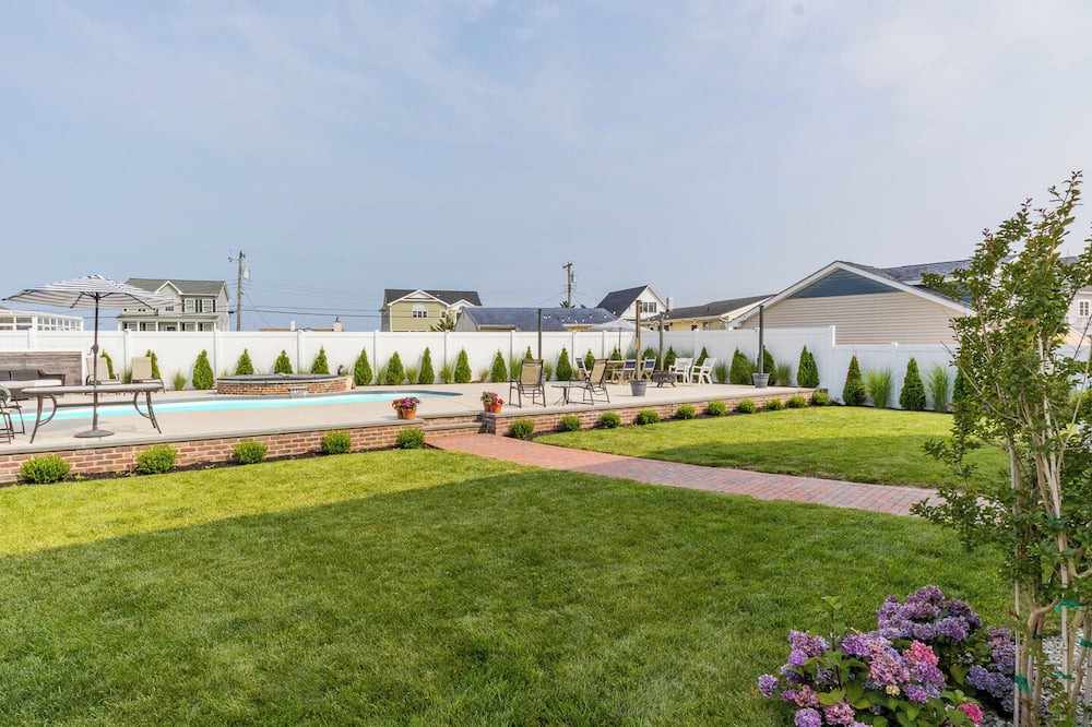 Photo of Outdoor in Merion Park