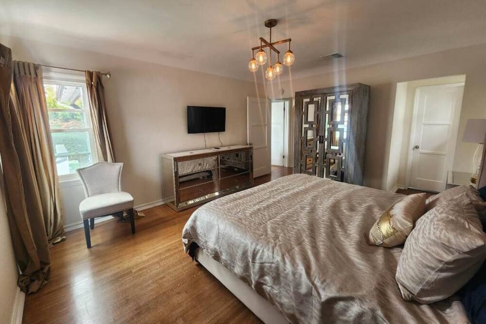Photo of Bedroom in View Park-Windsor Hills