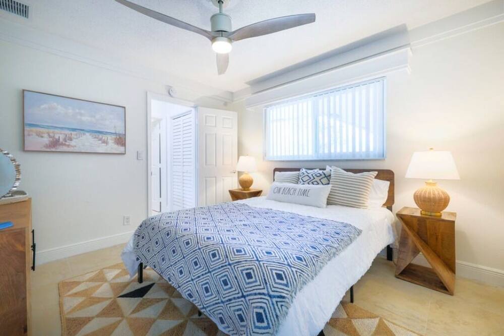Photo of Bedroom in Boca Raton
