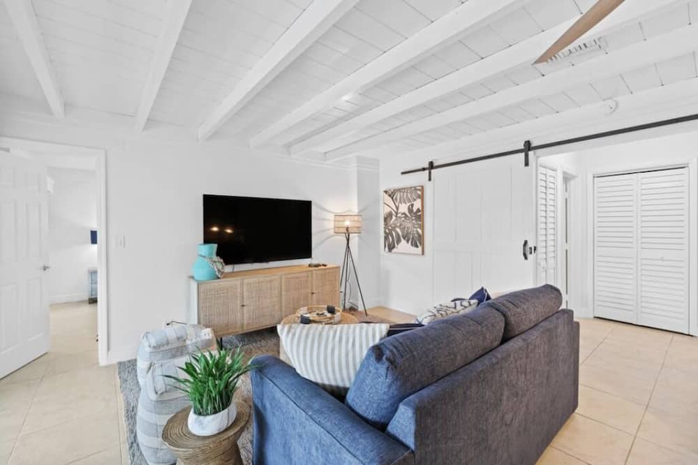 Photo of Livingroom in Boca Raton