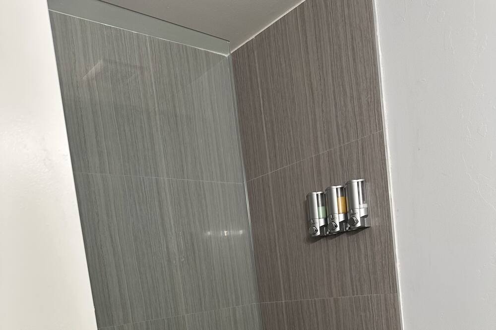 Photo of Bathroom in Coral Springs