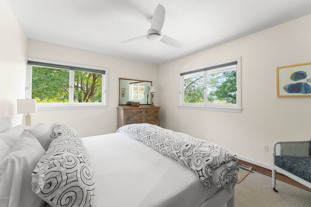 Photo of Bedroom in Irvington