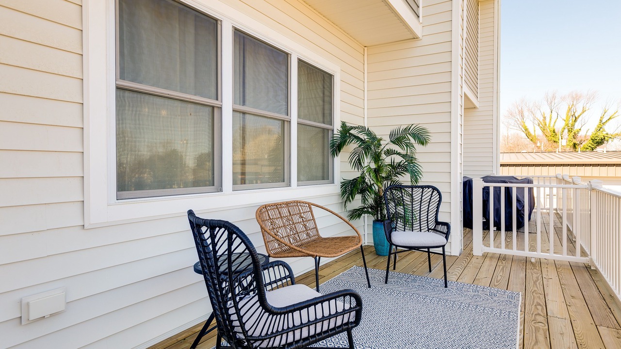 Photo of Outdoor in Issue