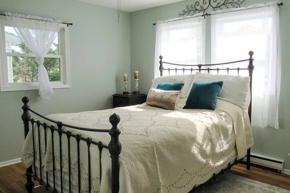 Photo of Bedroom in North Cape May