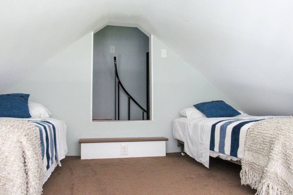 Photo of Bedroom in North Cape May