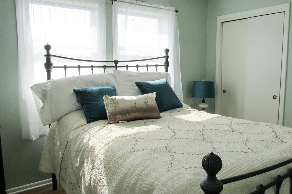 Photo of Bedroom in North Cape May