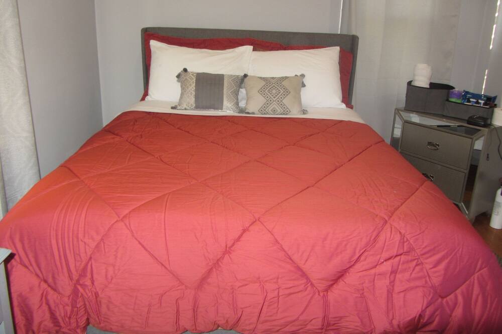 Photo of Bedroom in Hancocks Bridge