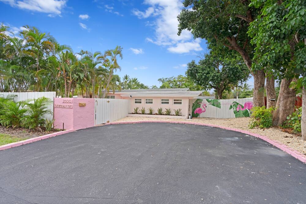 Photo of Outdoor in Coral Ridge
