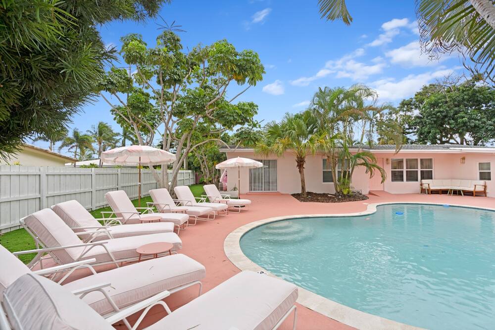 Photo of Outdoor in Coral Ridge