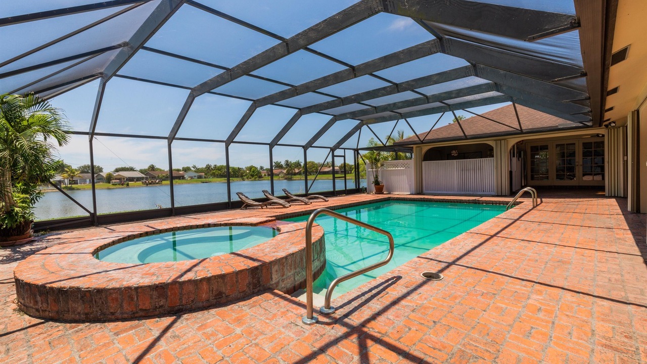 Photo of Outdoor in Tamarac