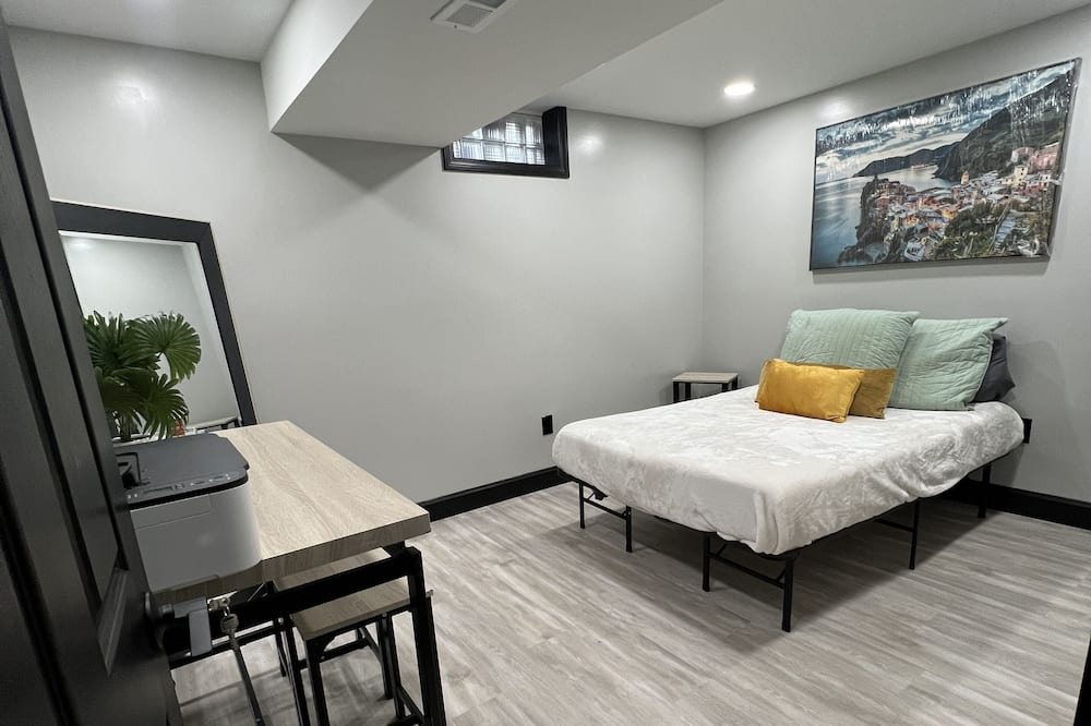 Photo of Bedroom in Cherry Hill
