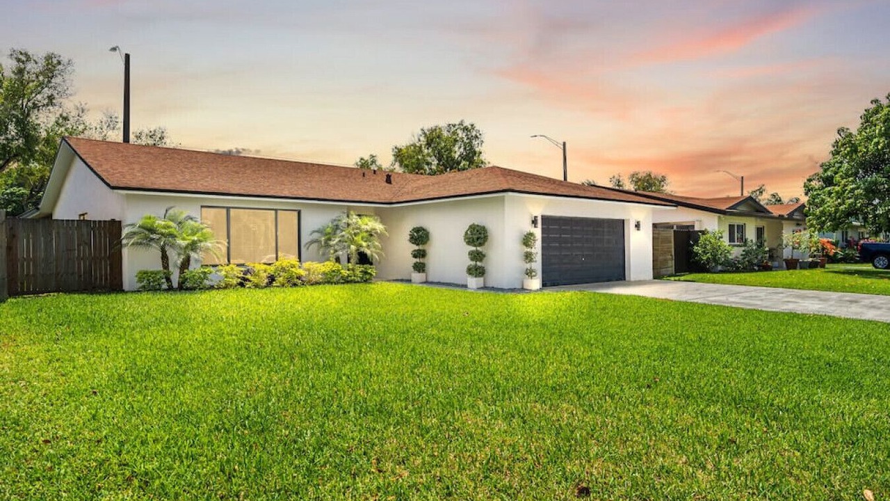 Photo of Outdoor in Palm Aire Village West