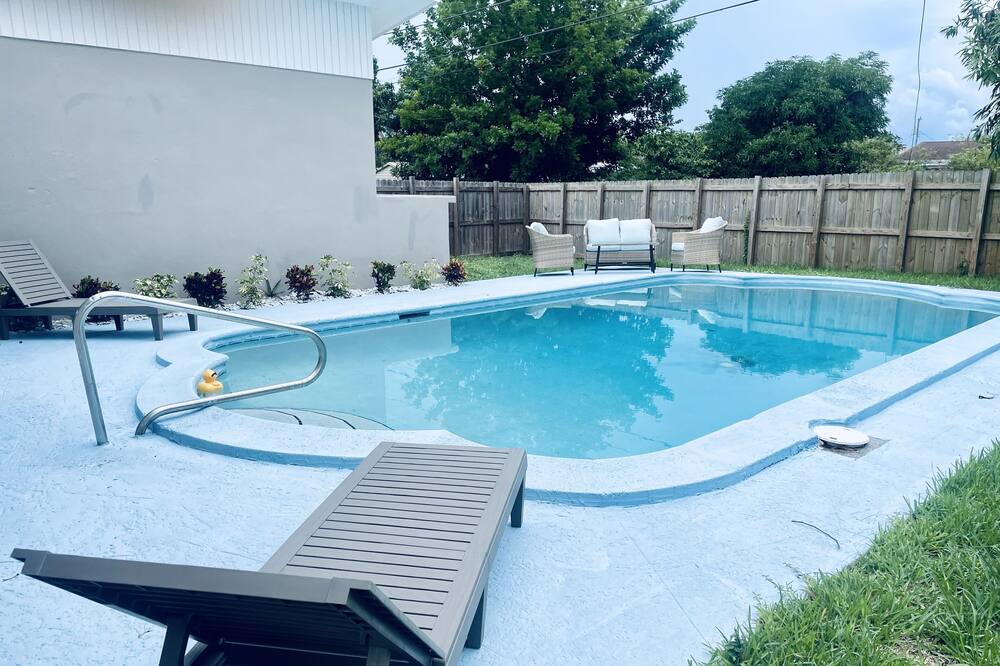 Photo of Outdoor in Highland Garden