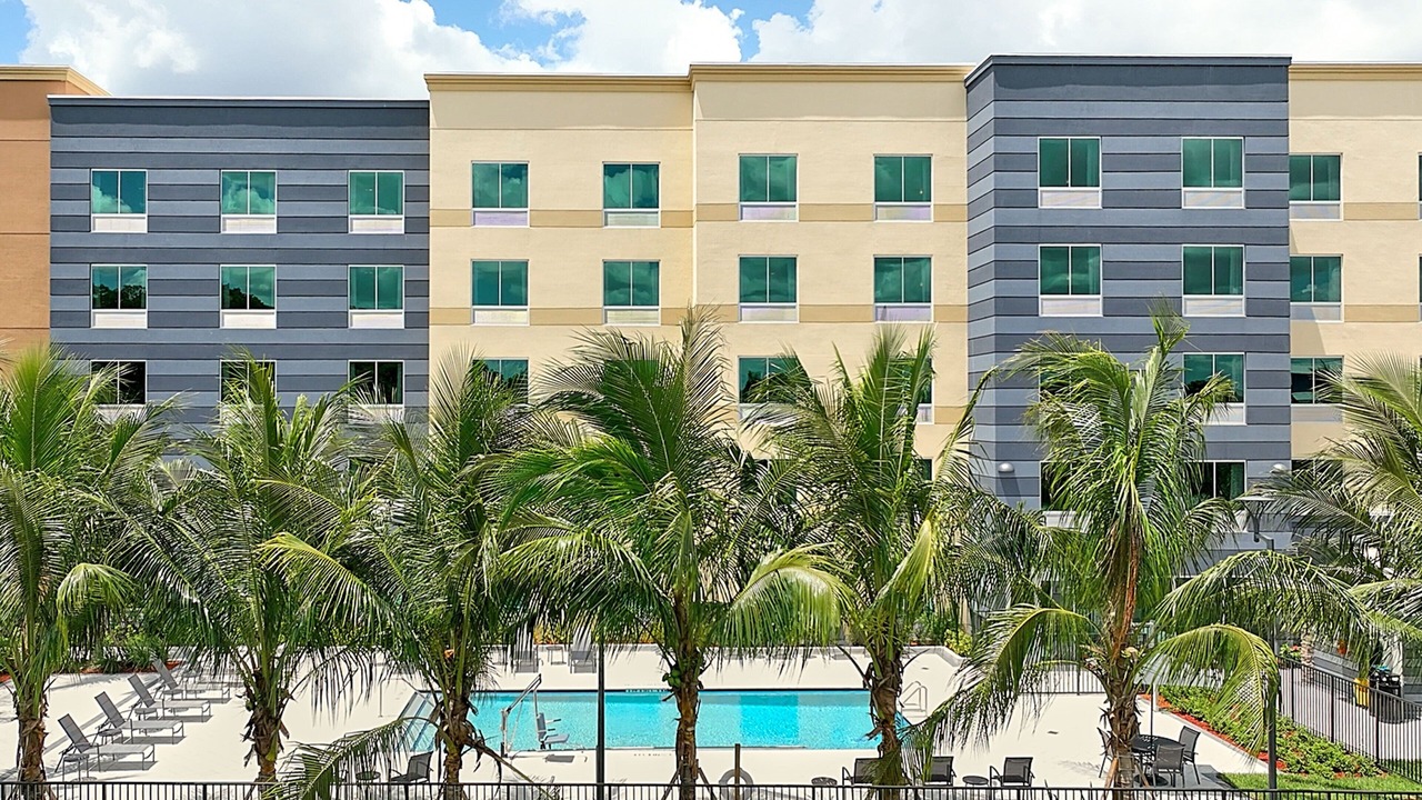 Photo of Outdoor in Tamarac