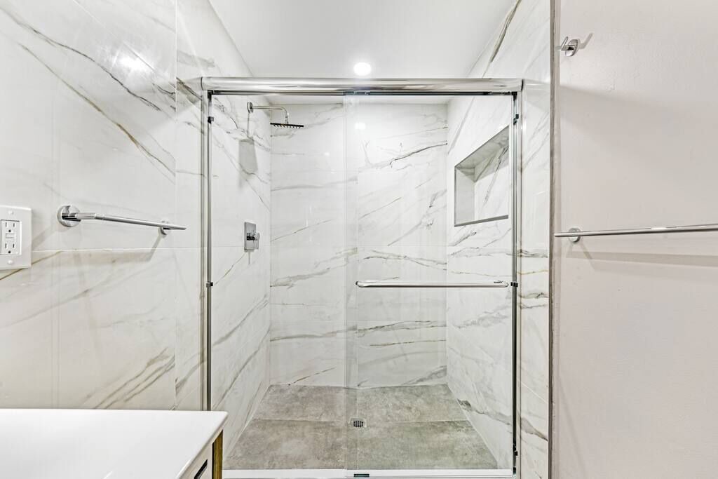 Photo of Bathroom in River Oaks