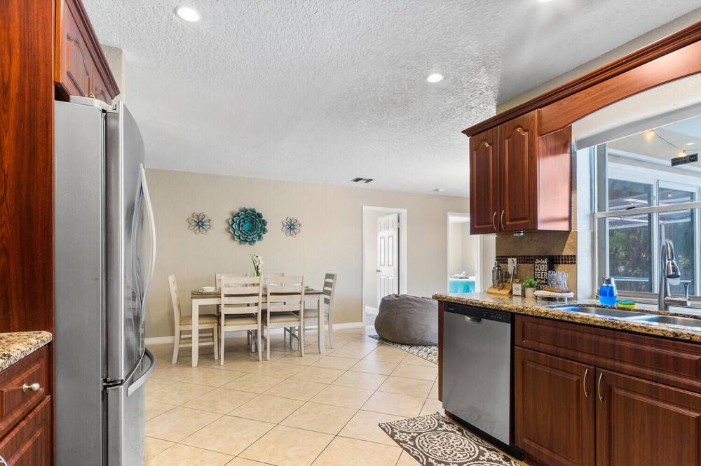 Photo of Kitchen in Coral Springs