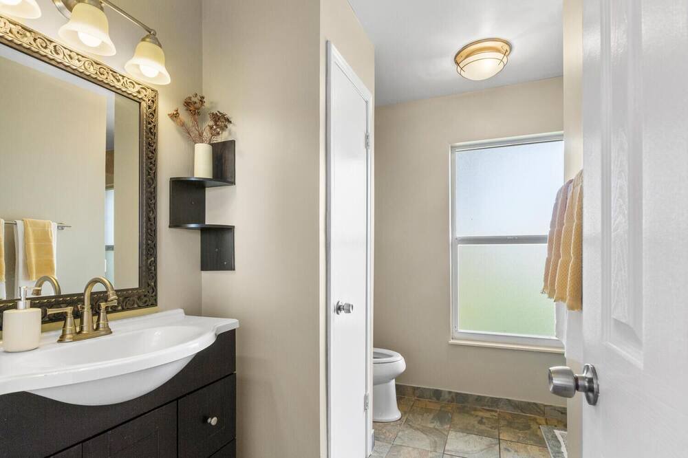 Photo of Bathroom in Coral Springs