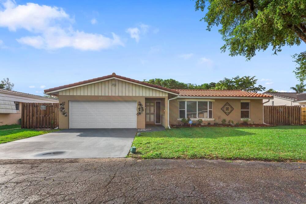 Photo of Outdoor in Coral Springs