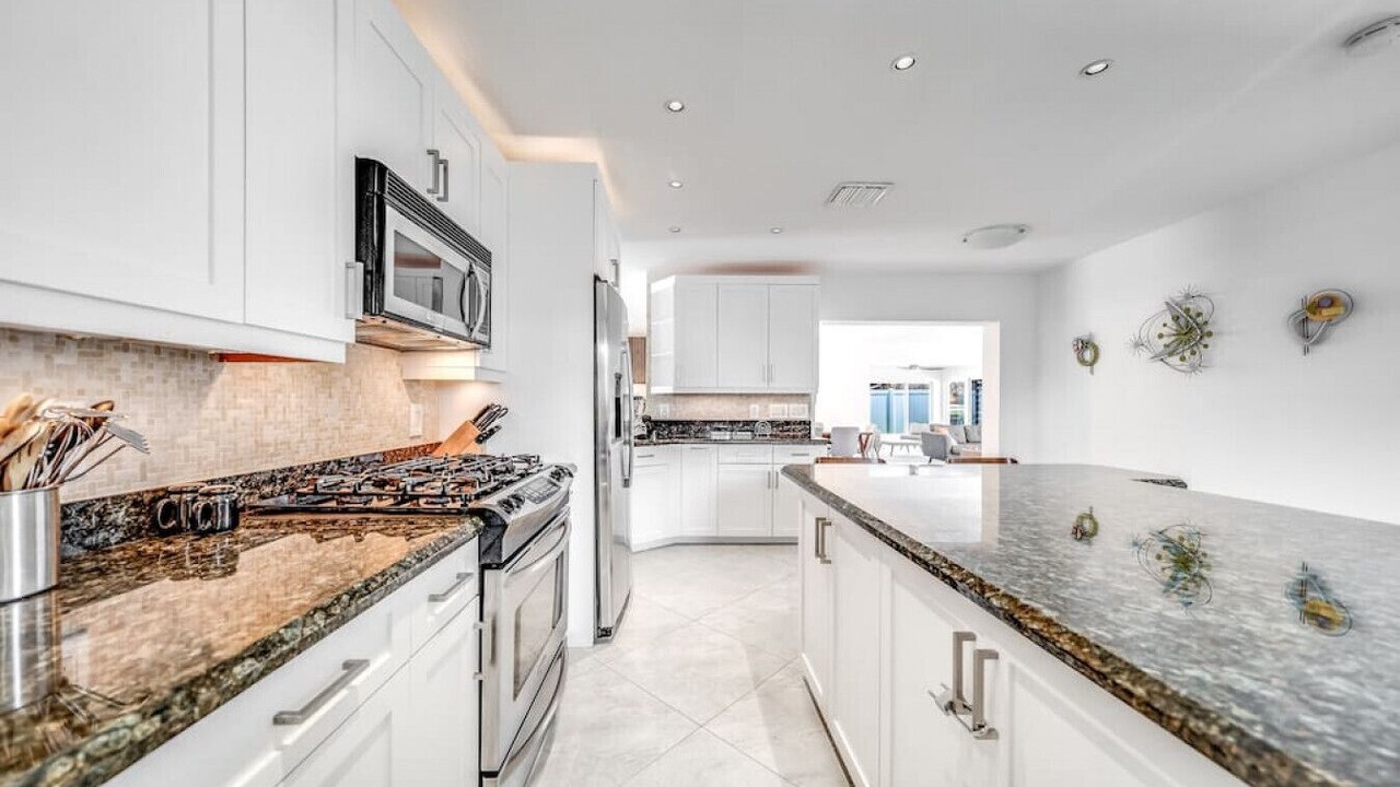 Photo of Kitchen in Garden Isles