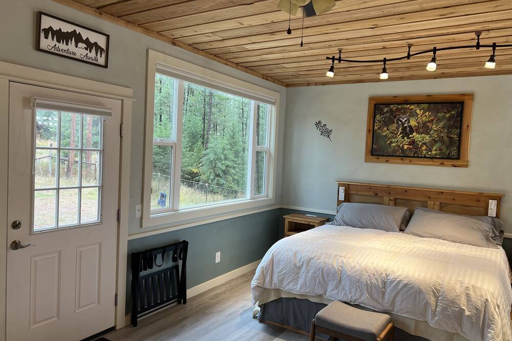 Photo of Bedroom in Plains