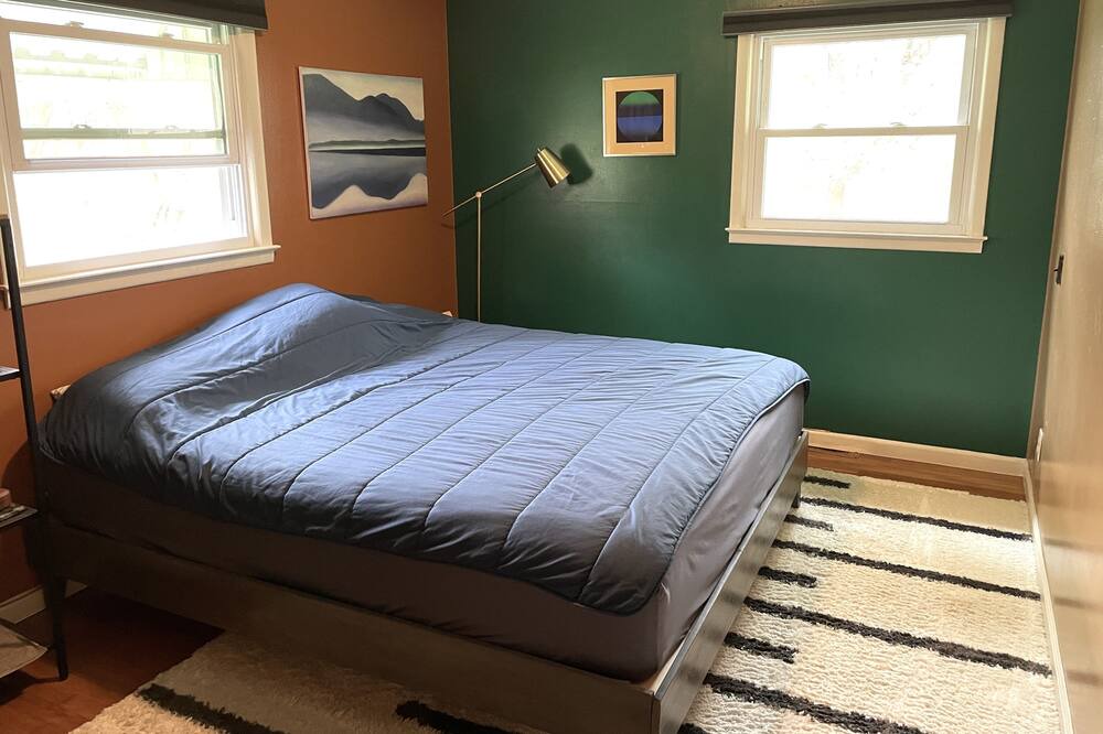 Photo of Bedroom in Cold Spring