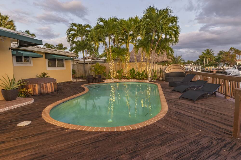 Photo of Outdoor in Garden Isles