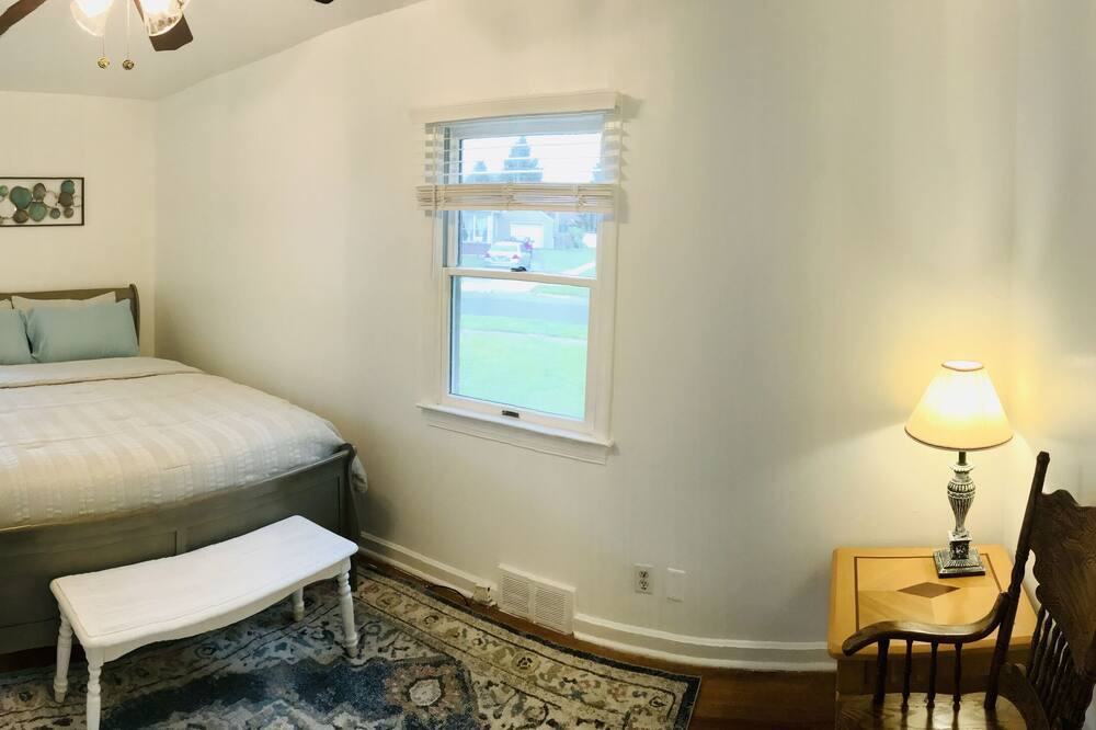 Photo of Bedroom in Dover