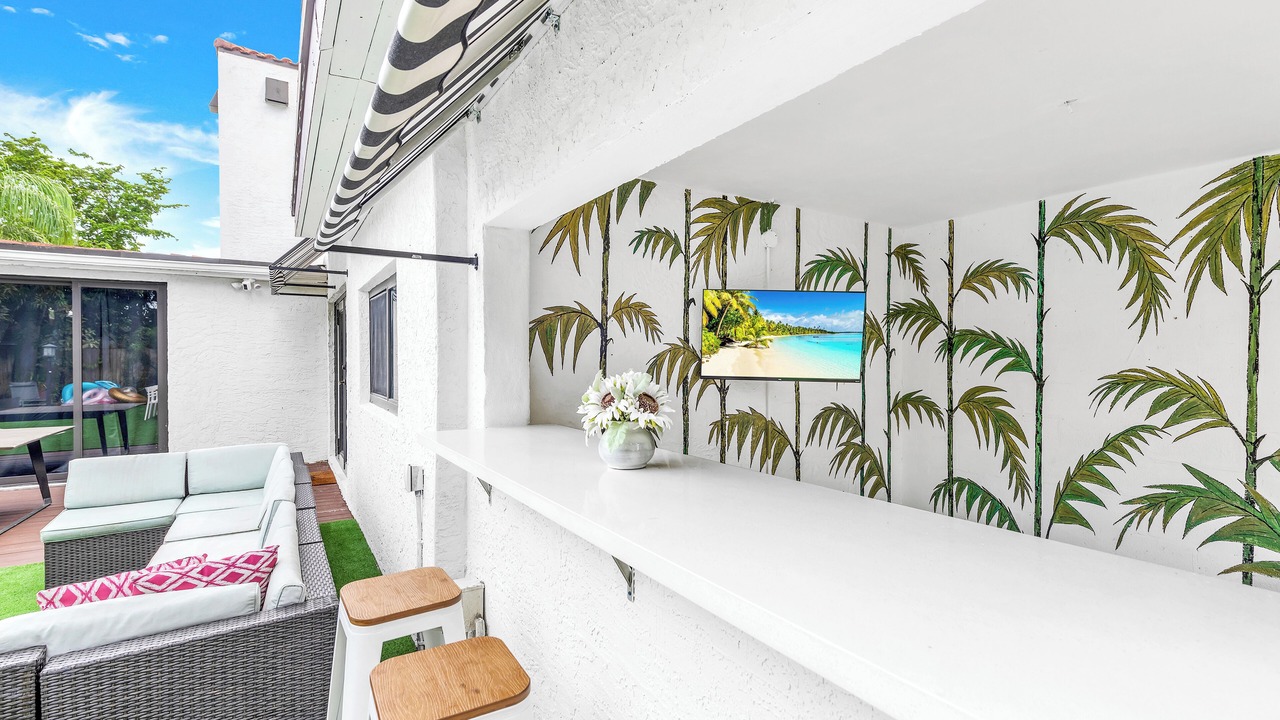 Photo of Patio Balcony in North Miami