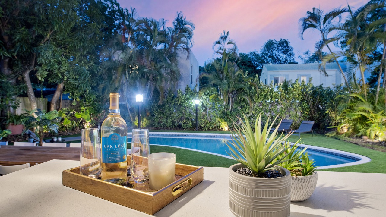 Photo of Outdoor in North Miami