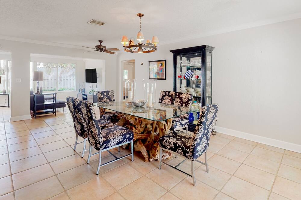 Photo of Others in Santa Barbara Estates