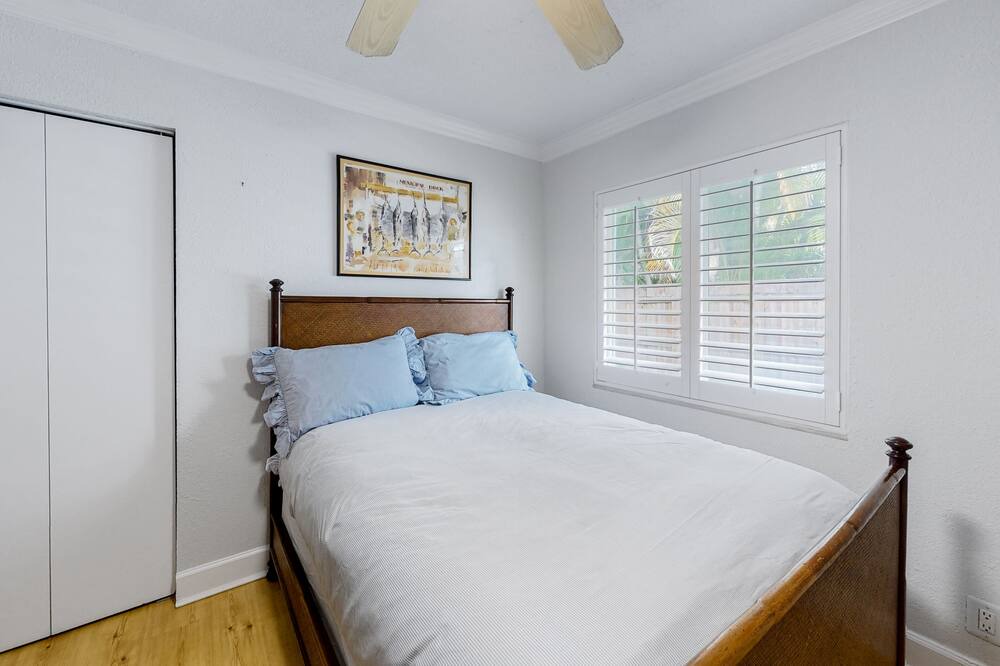 Photo of Others in Santa Barbara Estates