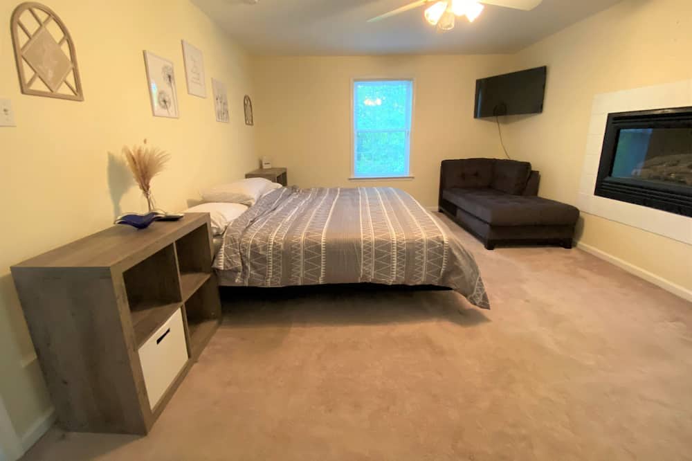 Photo of Bedroom in Dennisville