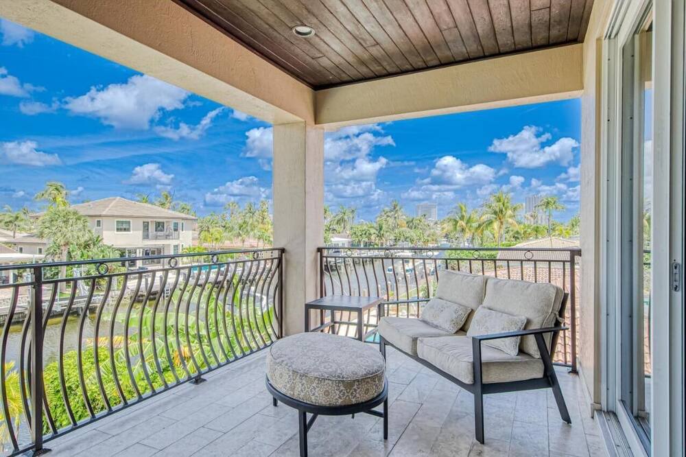 Photo of Outdoor in Pompano Isles
