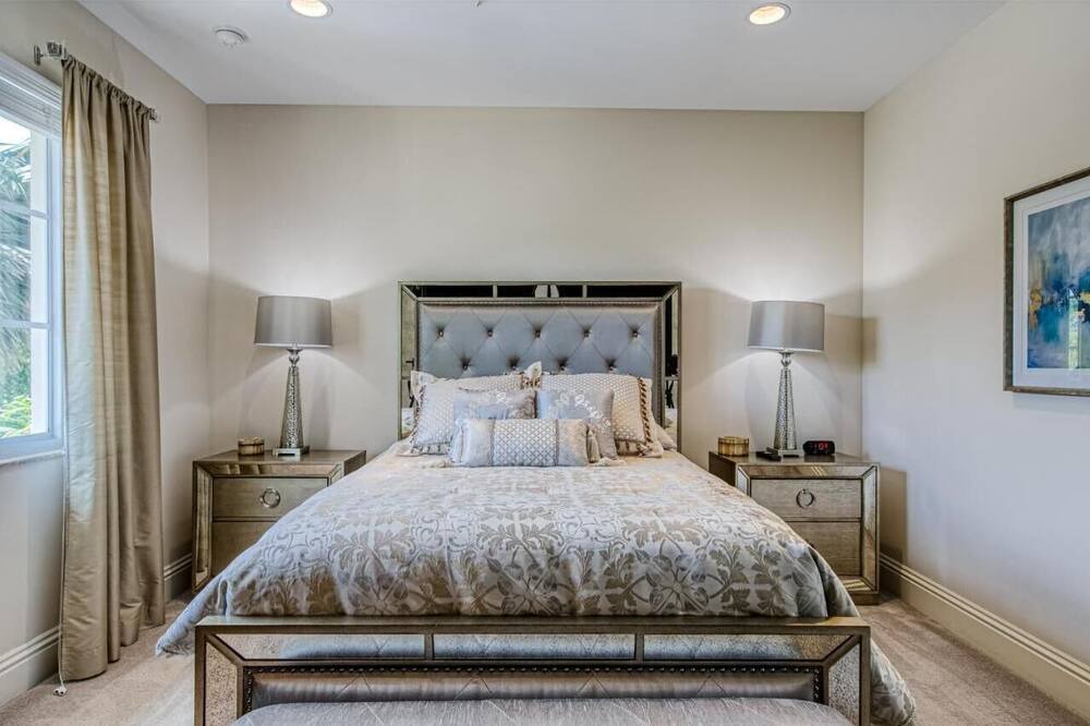 Photo of Bedroom in Pompano Isles