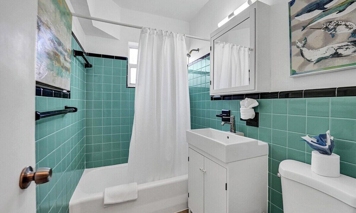 Photo of Bathroom in North Beach
