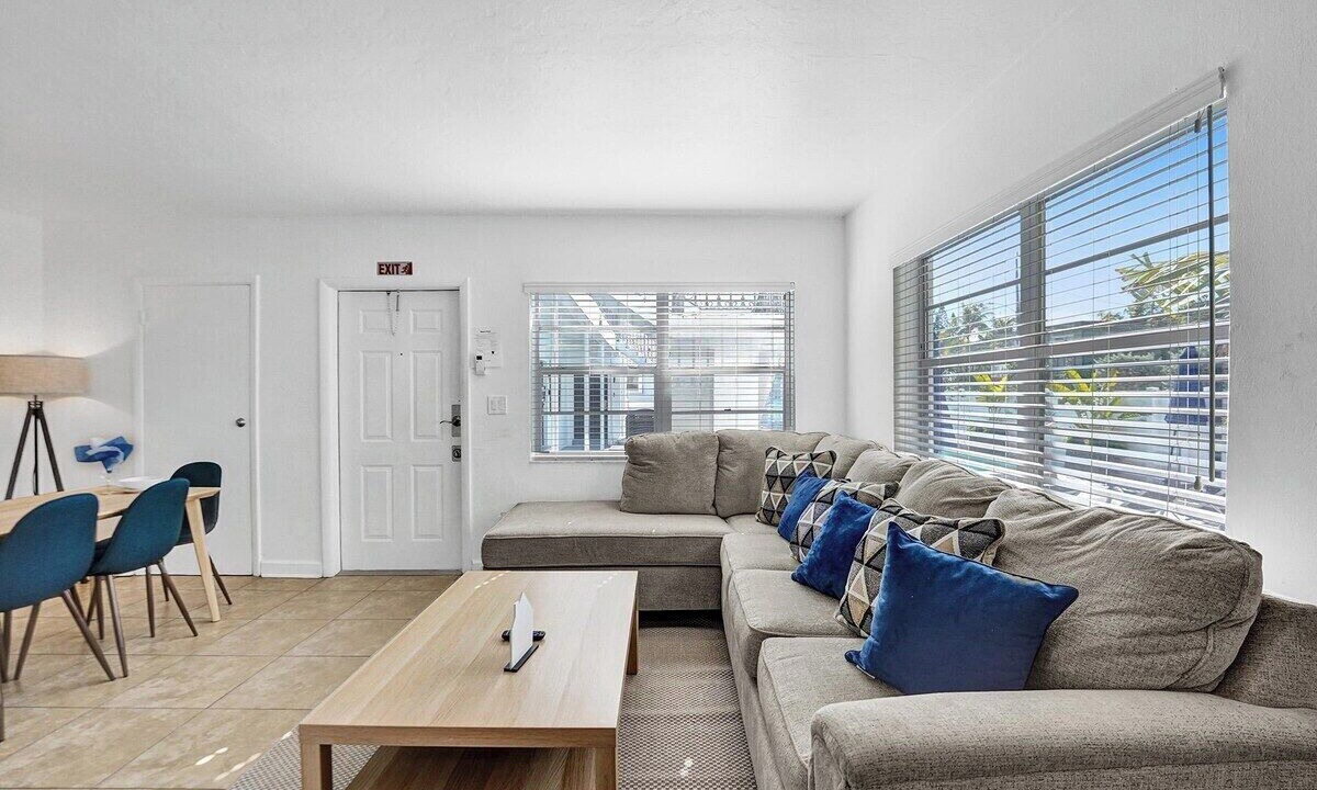 Photo of Livingroom in North Beach