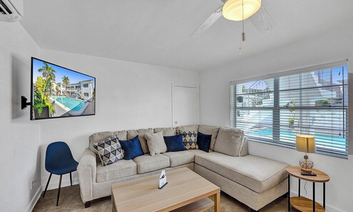 Photo of Livingroom in North Beach