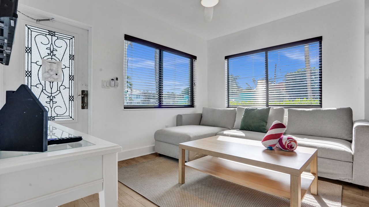 Photo of Livingroom in North Beach