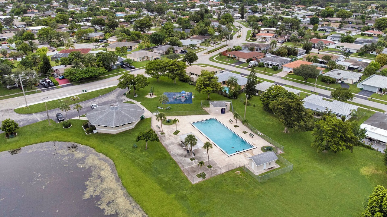 Photo of Outdoor in Tamarac