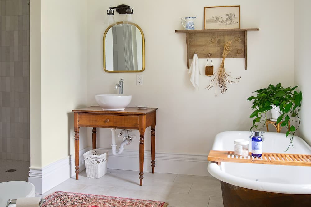 Photo of Bathroom in Madison