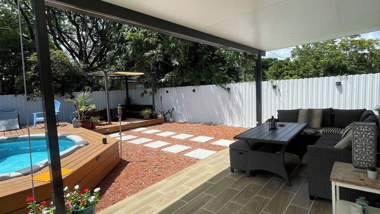 Photo of Outdoor in North Andrews Gardens