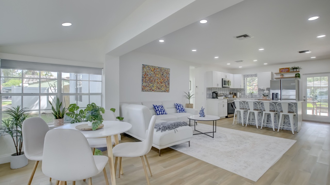 Photo of Livingroom in Citrus Isles