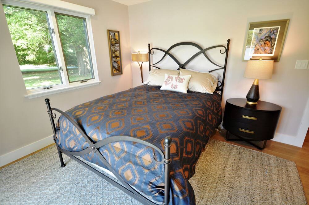 Photo of Bedroom in Oxford