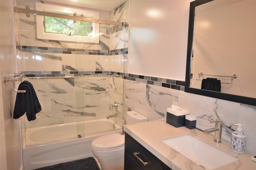 Photo of Bathroom in Oxford