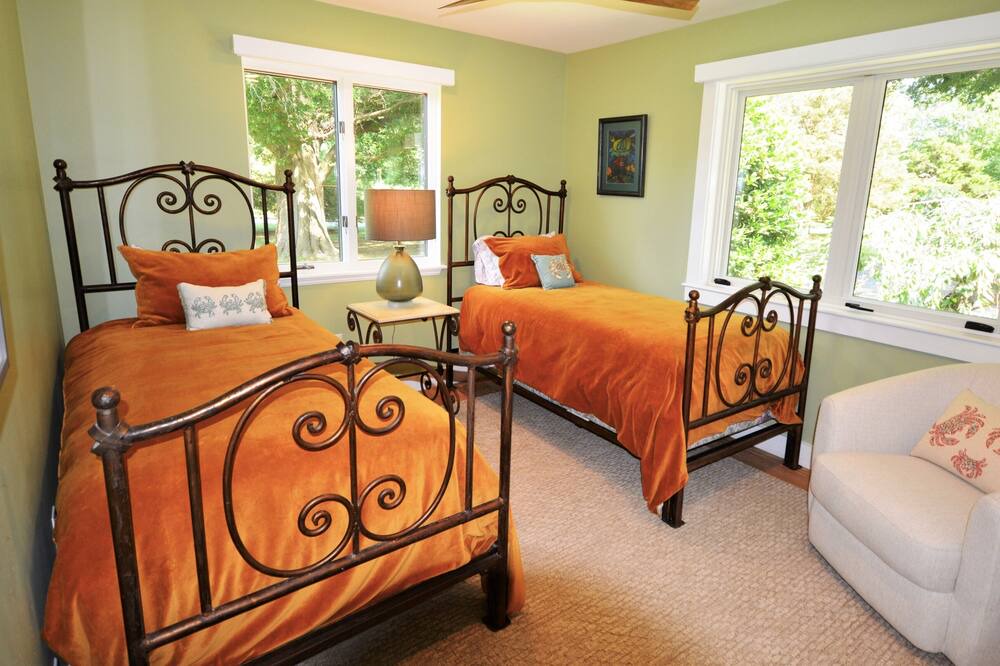 Photo of Bedroom in Oxford