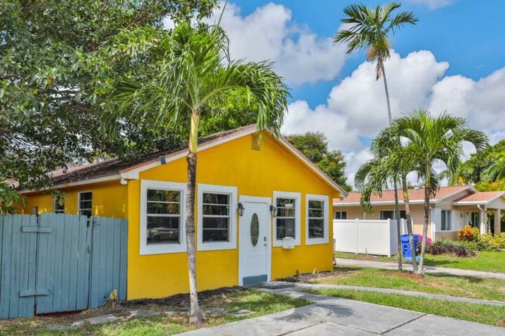 Photo of Outdoor in Royal Poinciana