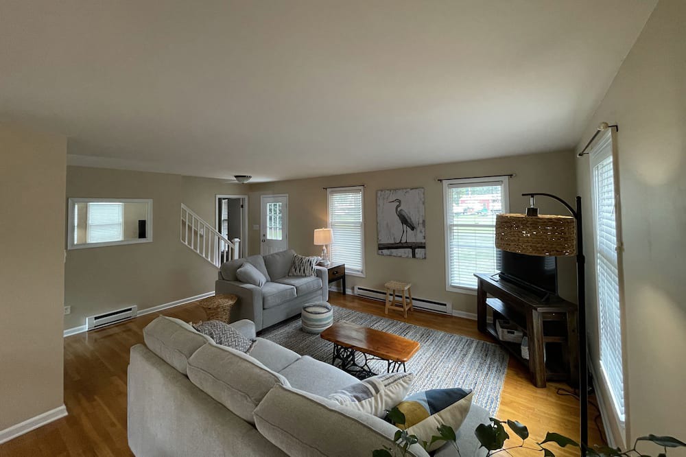 Photo of Livingroom in Drayden